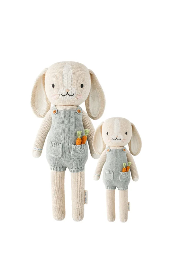 20″ HENRY THE BUNNY