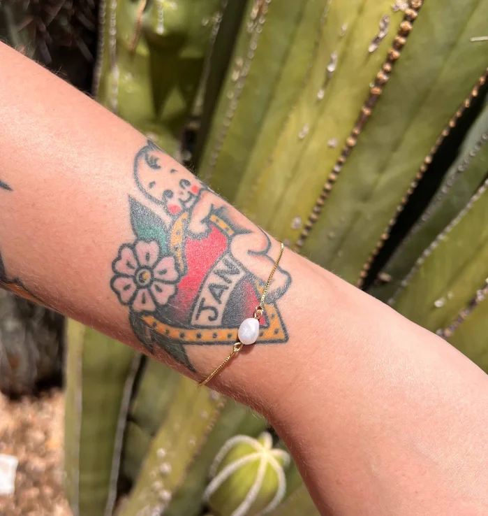 Adjustable Fresh Water Pearl Bracelet: Yellow Gold