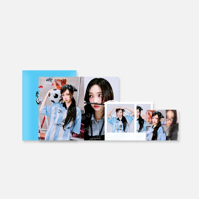 AESPA – PHOTO PACK – 2025 SM ARTIST SEASON’S GREETINGS MD (4 VERSIONS)
