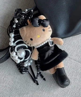 [Bonri] Kitty Black Dress Go Go Girl Keyring