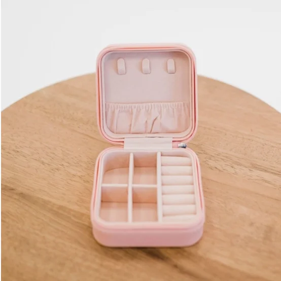 Christina Jewelry Case: Matte Pink