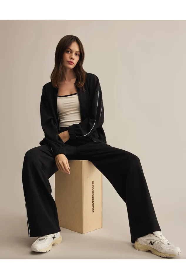 FAST BREAK TRACK PANT/ON TRACK OVERSIZED JACKET