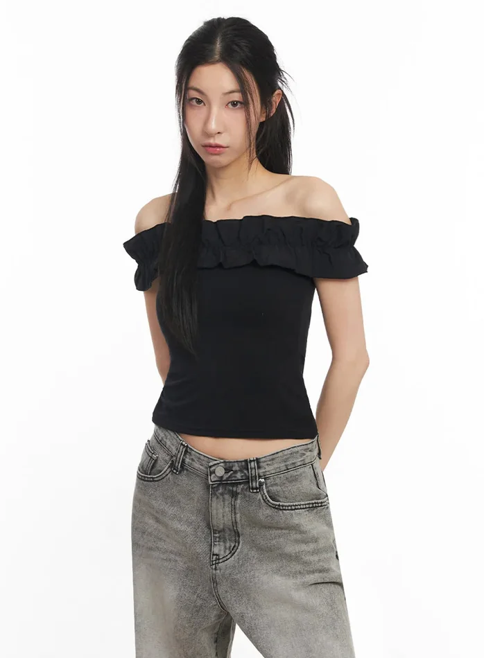 LEWKIN Frill Off-Shoulder Crop Top